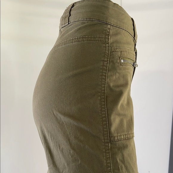 Cotton On - Olive Green Women's Cargo Pants size 2 - Picture 2 of 5